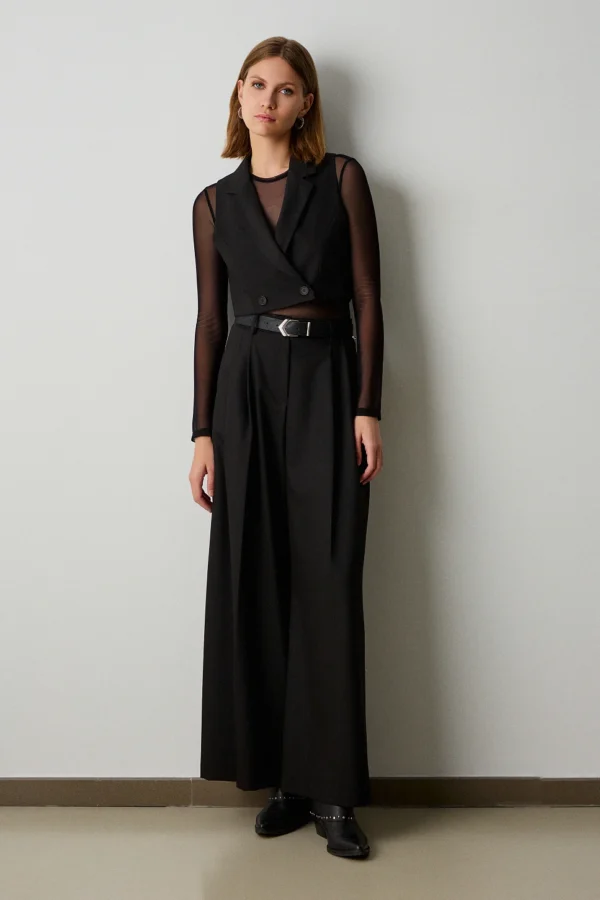 Pantaloni con pinces e cintura